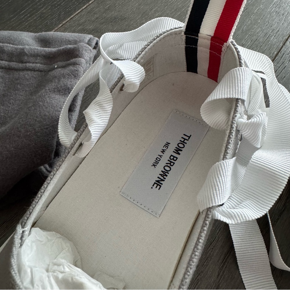 Thom Browne Women’s Grosgrain-trimmed canvas sneakers - Picture 7 of 8